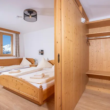Alpenrelax Krepperhuette Hotel Volders Exterior photo