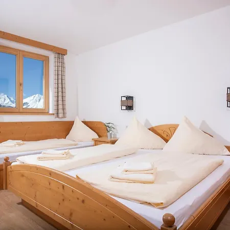 Alpenrelax Krepperhuette Hotel Volders Exterior photo